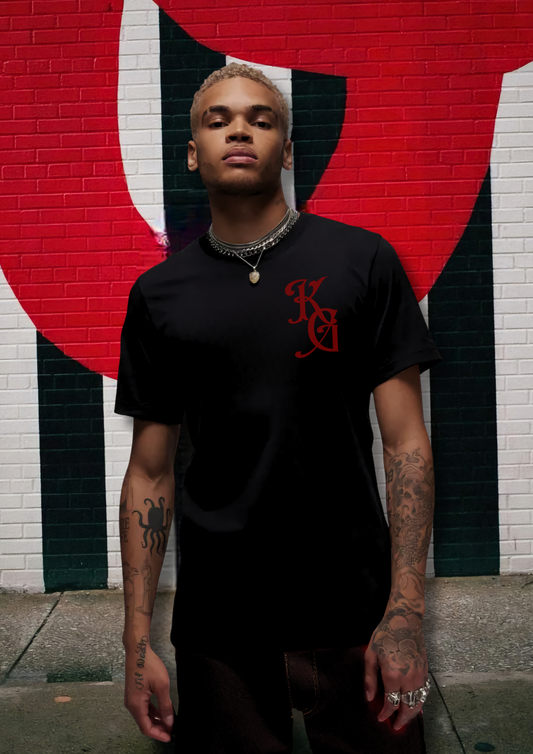 LEGACY TRAIL BLVCK/RED REGULAR TEE