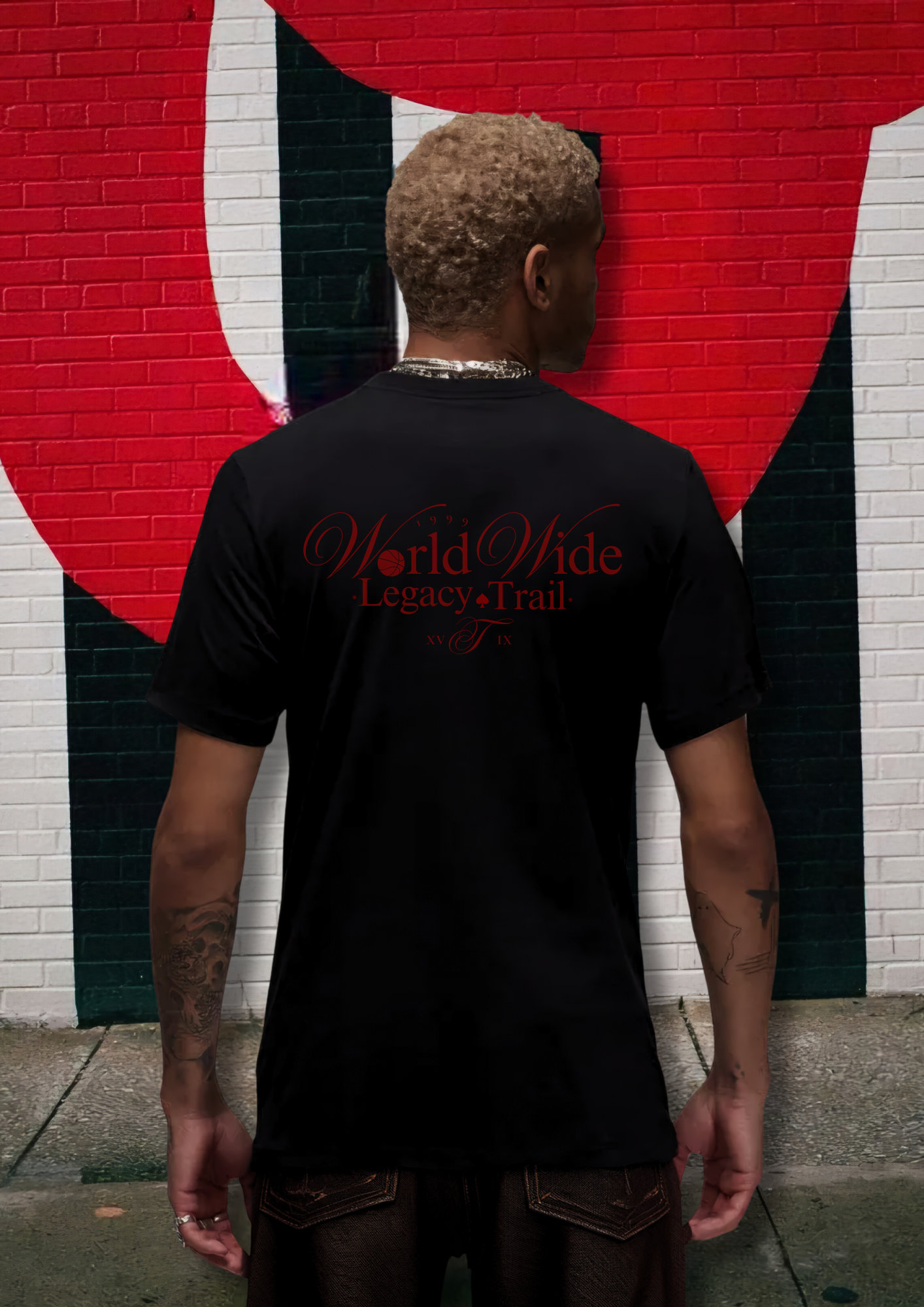 LEGACY TRAIL BLVCK/RED REGULAR TEE