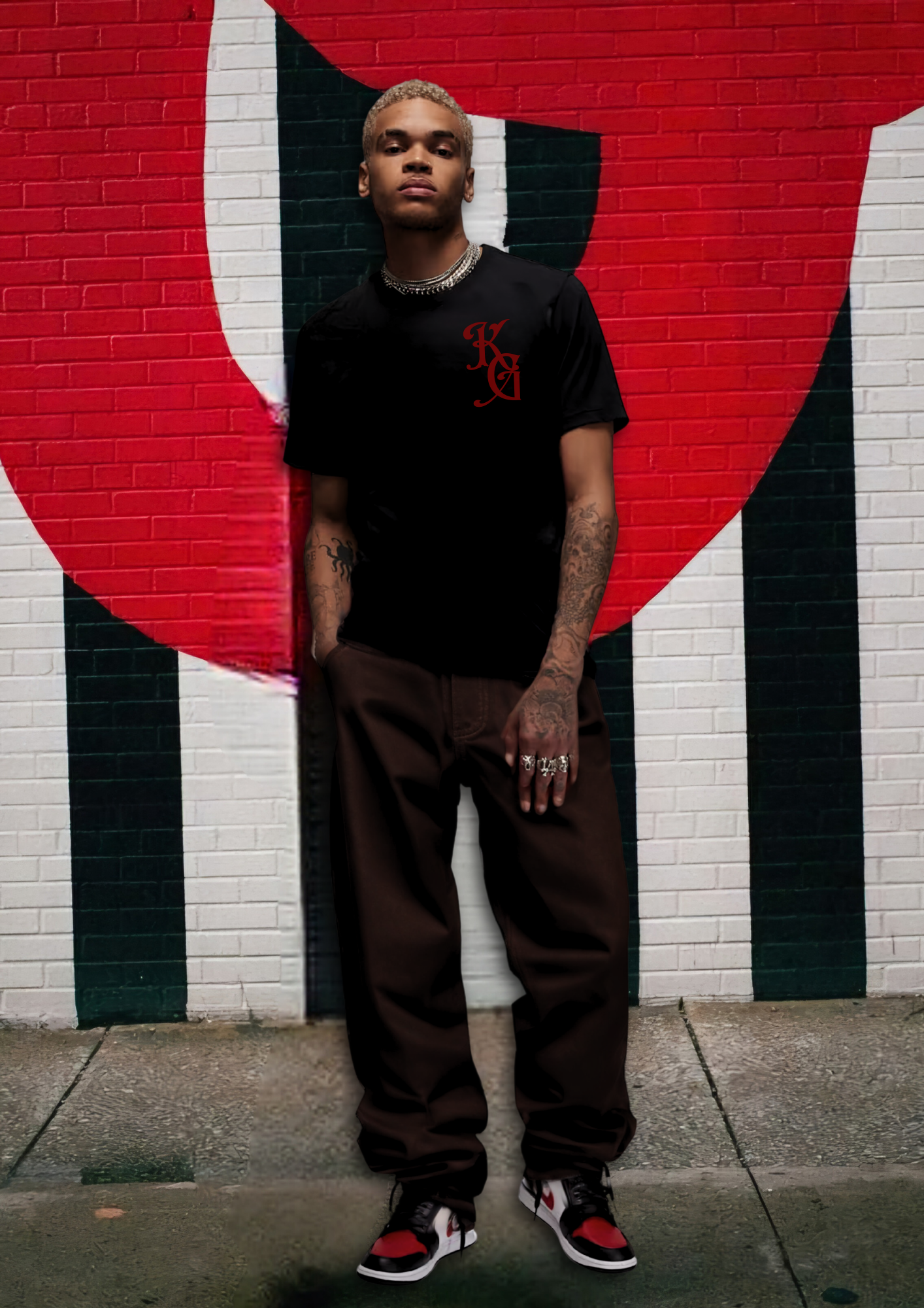 LEGACY TRAIL BLVCK/RED REGULAR TEE