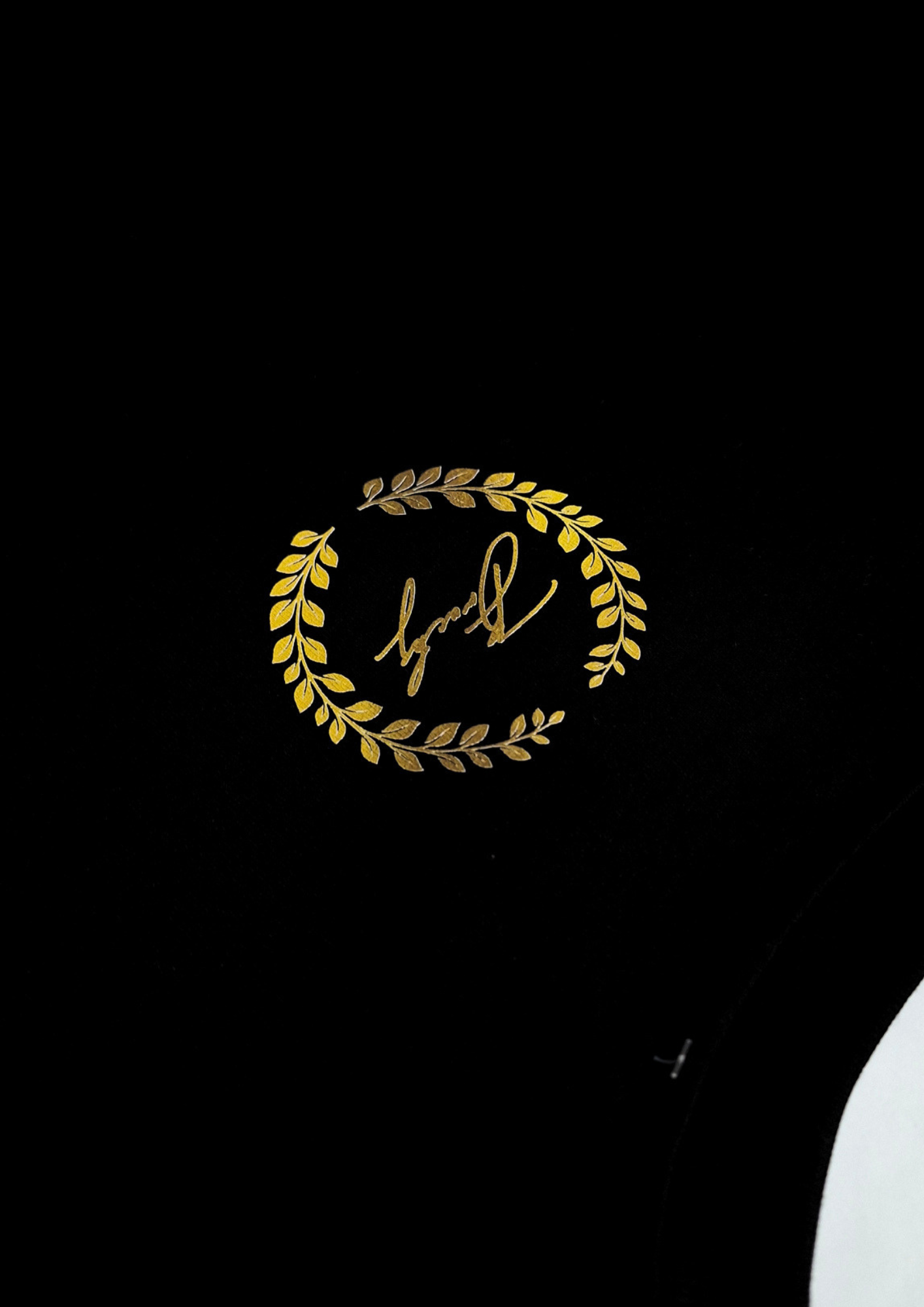 CLA$$Y BLACK/GOLDY REGULAR TEE