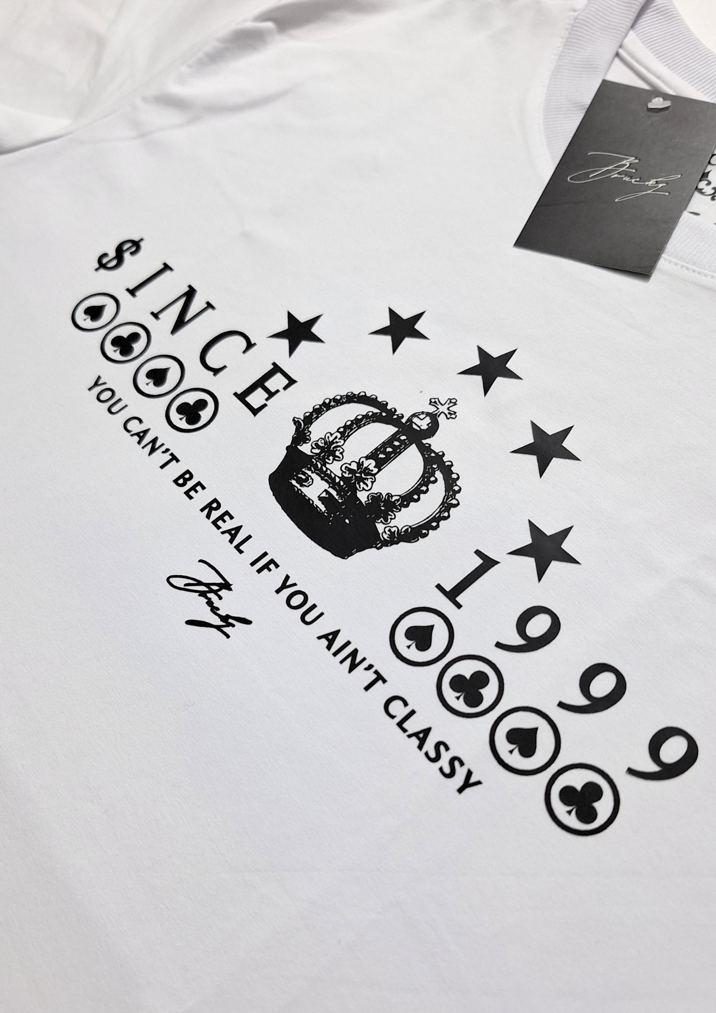 CLA$$Y WHITE REGULAR TEE