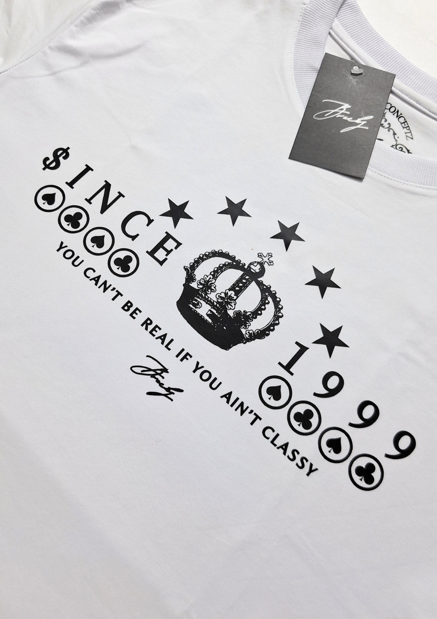 CLA$$Y WHITE REGULAR TEE
